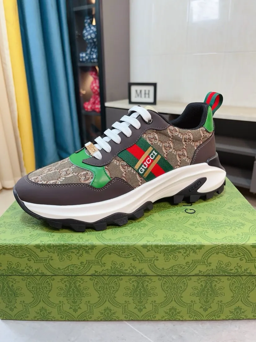 Men's shoes 💰458🌹🌹[GUCCI] Gucci's new lace-up casual men's shoes are on the market first, and the materials and workmanship are superior to all versions on the market. The highest quality shipped first-layer cowhide with imported original perforated materials➕Genuine leather lining, privately molded soft outsole, high foot comfort, imported special materials highlight the brand's unique charm, high-end customization 38-44